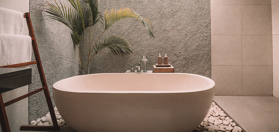 Beautiful bathroom no unnecessary skin products