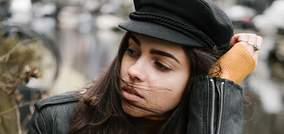 Young woman | teenage acne and depression