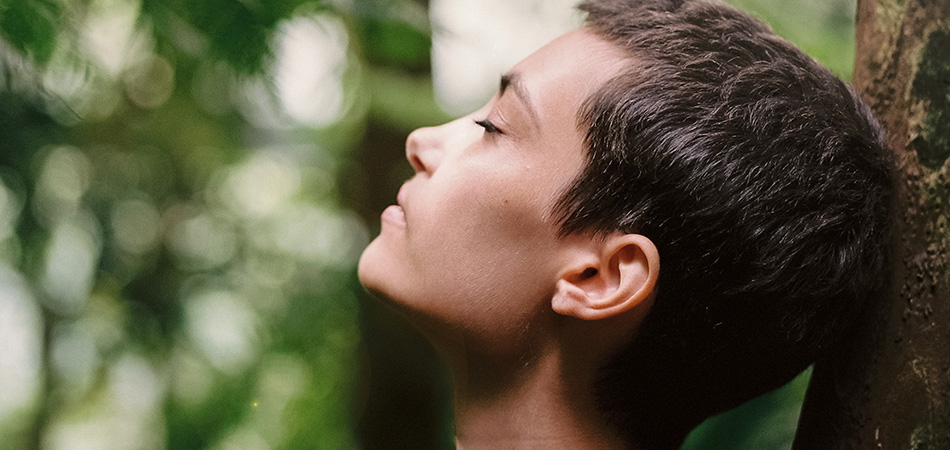 Young woman | natural remedies for anxiety