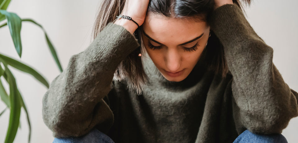 woman with depression | HRI Good Mood St John's wort
